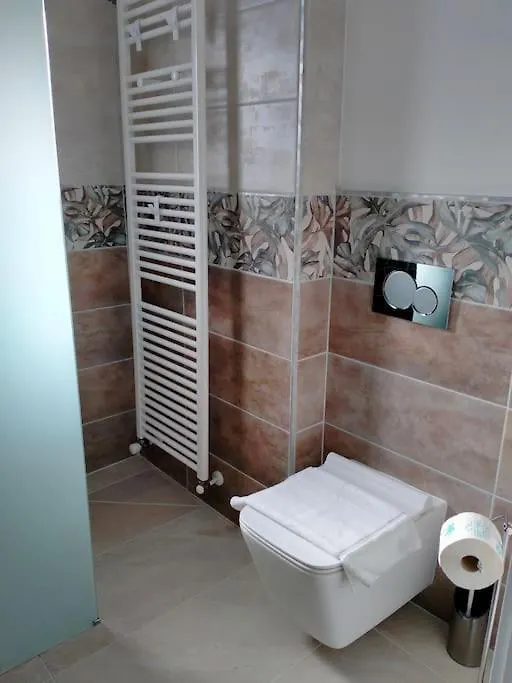 Guest house Suite Room Malpensa B&B Cardano Al Campo Italy